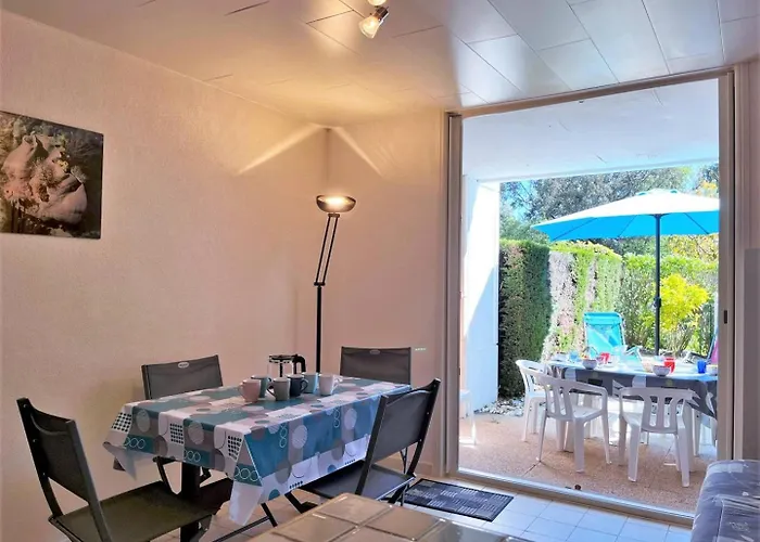 Ce040-g076 2 Pieces 6 Couchages