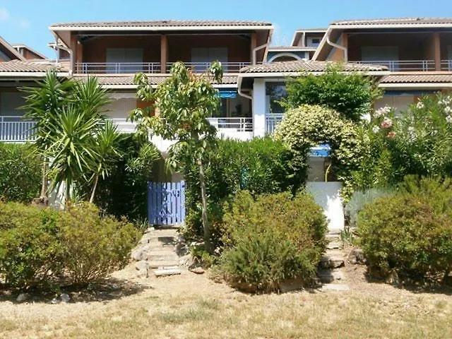 Ce040-g076 2 Pieces 6 Couchages *